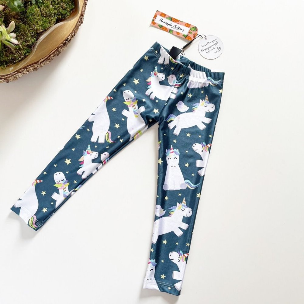 • NEW • Pineapple Clothing Unicorn Leggings • 3/4